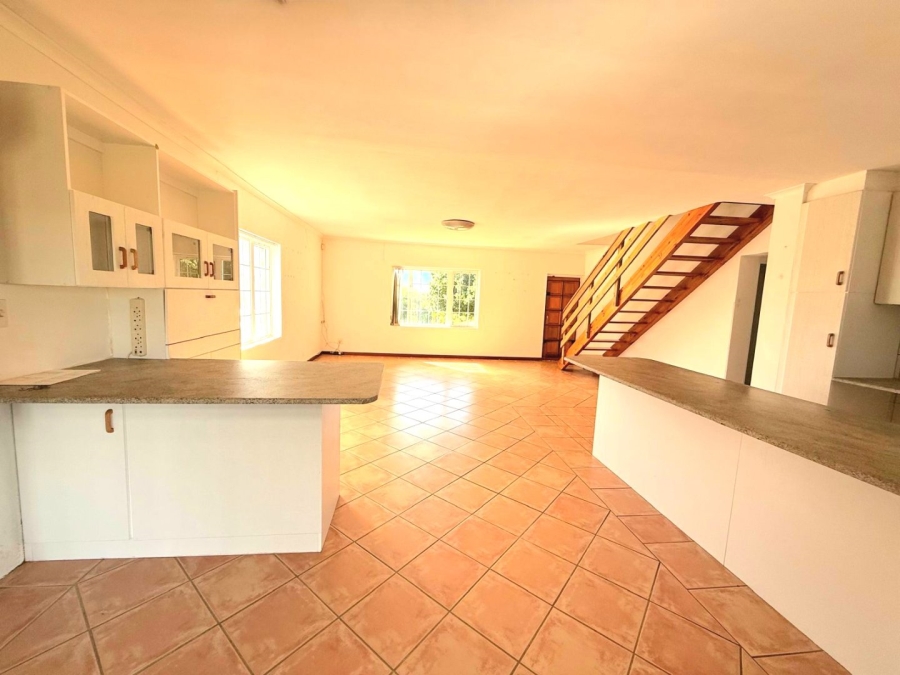 4 Bedroom Property for Sale in Bettys Bay Western Cape